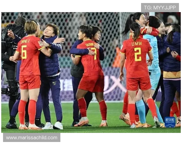 杭州排球队以94分领跑世界杯积分榜展现强劲实力和团队合作精神