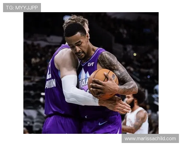 保罗在对阵爵士的比赛中狂砍41分展现超强实力